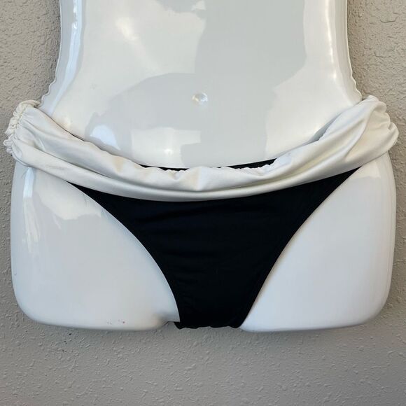 Lauren Ralph Lauren Other - NWT Lauren Ralph Lauren Bikini Bottoms Sizes 6 or 14